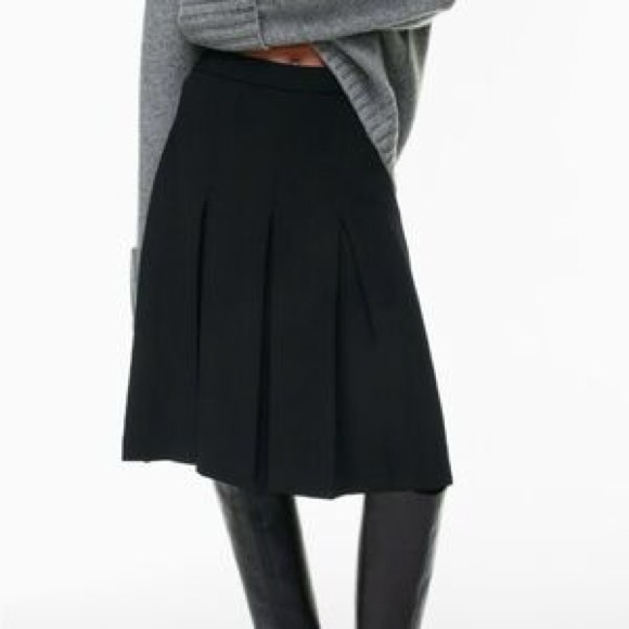 Aritzia Wilfred Lullaby Box Pleated Knee Length Skirt Black Size 6 - Picture 1 of 6